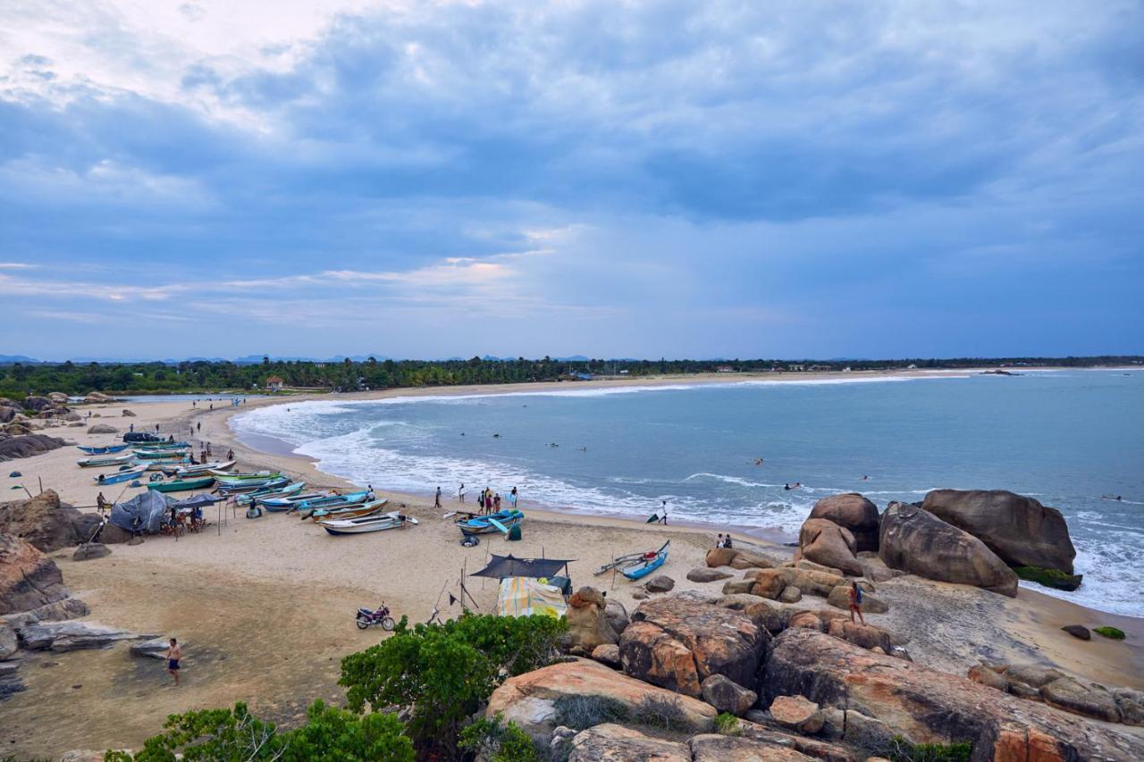 Water Edge Hotel & Restaurant Arugam Bay Exterior foto